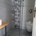 伊芙基内亚公寓 *